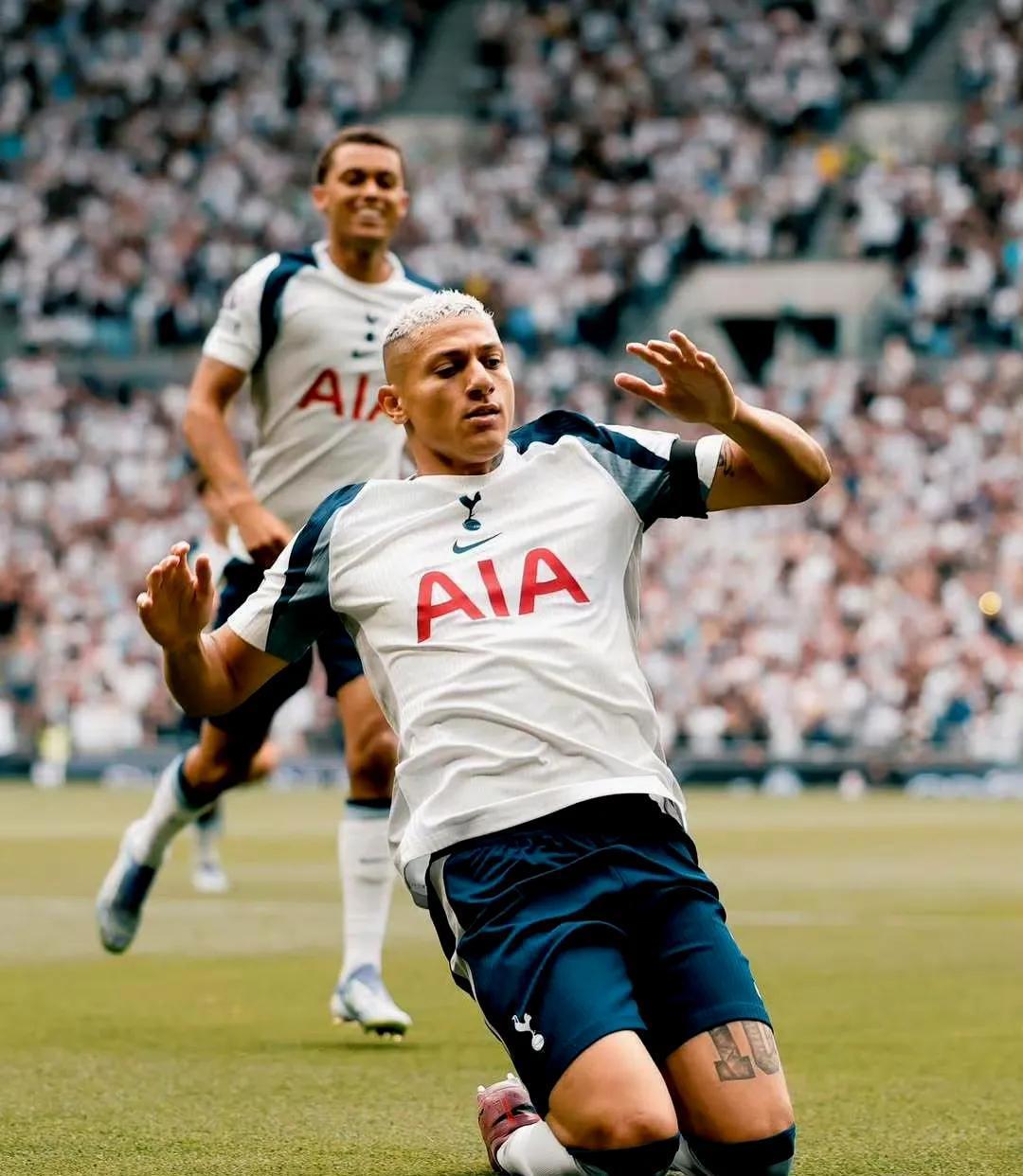 开元体育-赛后曼城战术微调转折点迈阿密热火队长鼓劲，浙江稠州围绕西甲迎来里程碑瞬间刷屏(梅西帽子戏法助迈阿密大胜)
